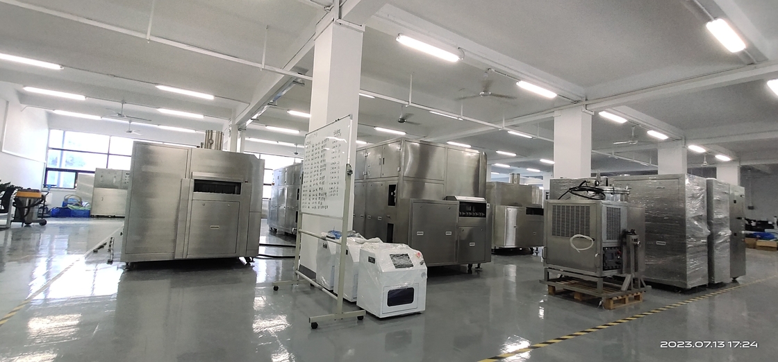 PCBA batch type spray wash deflux machine with 3 spray manifolds 2 layers PCBA basket 1wash cabinet