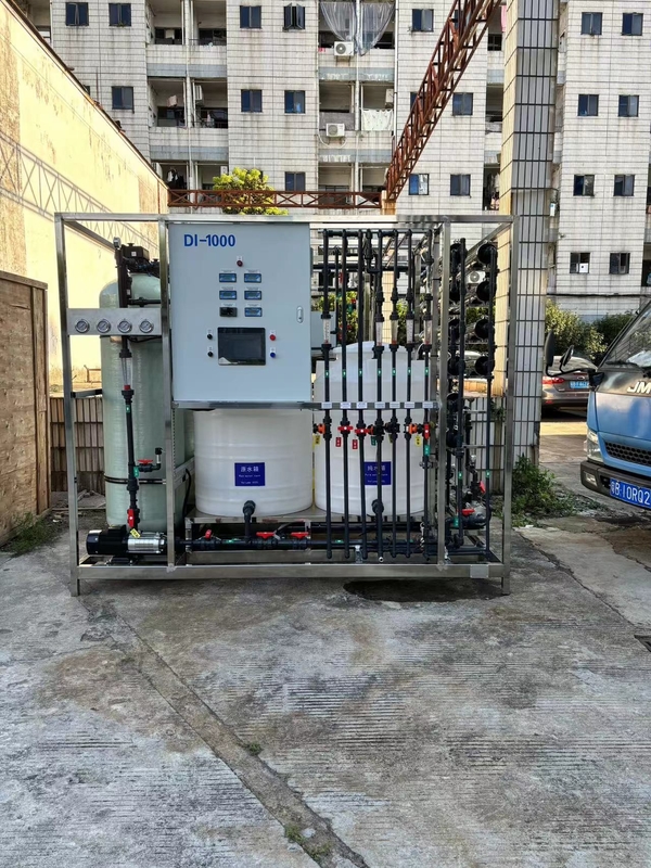 Conveyor spray type semiconductor cleaning machine, filter 0.01umx1pcs, size 600mm, voltage 380V