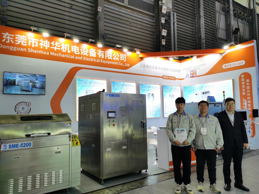 PCBA batch type spray wash deflux machine with 3 spray manifolds 2 layers PCBA basket 1wash cabinet